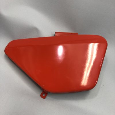 4519-634-36-115op-2 Seitenkasten rechts - ohne Prägung-1