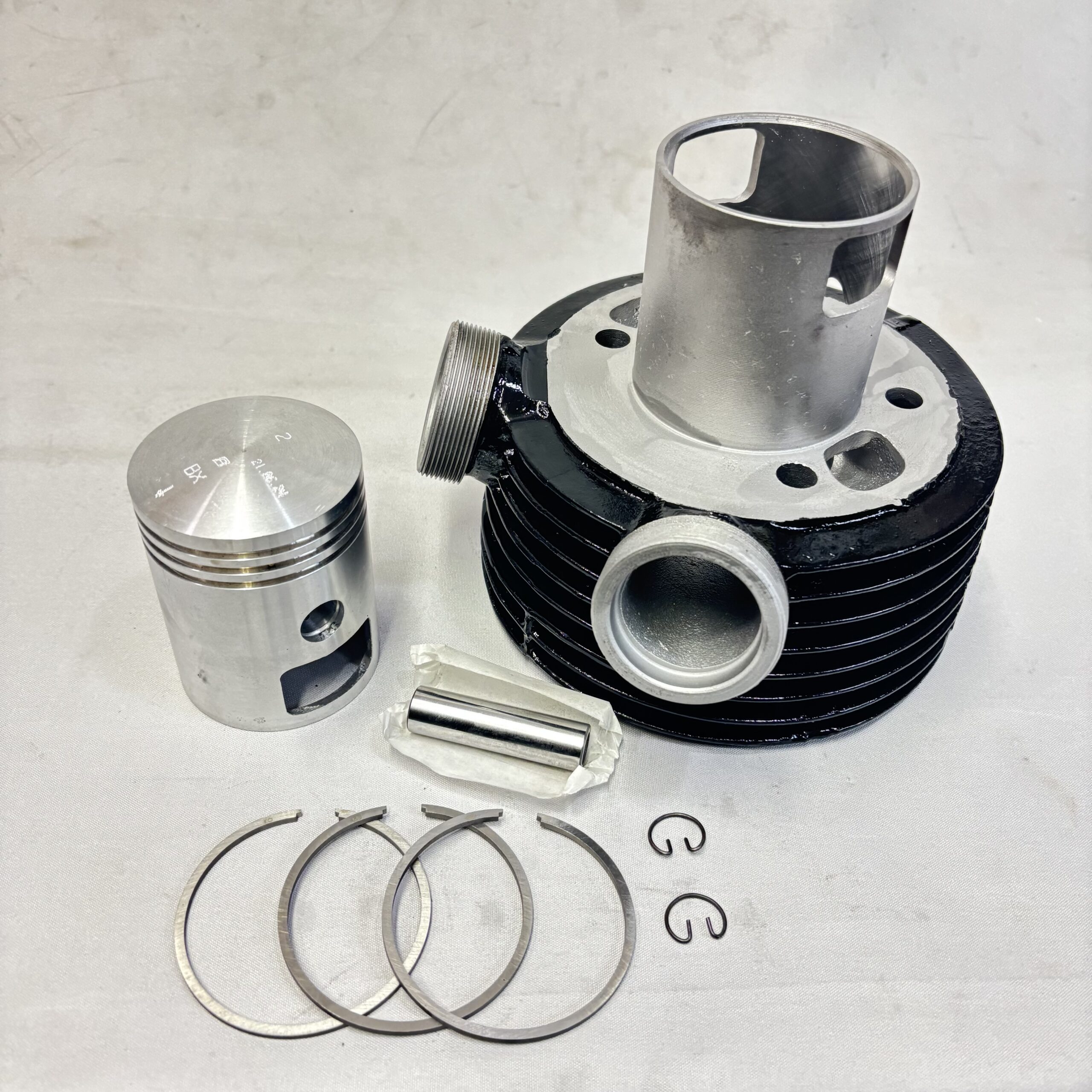 Zylinder mit Kolben JAWA 250 Typ 353-04